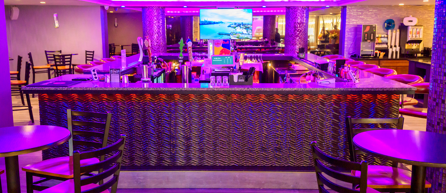 Enjoy the Bonfire Bar & Grill at New Hope Inn & Suites